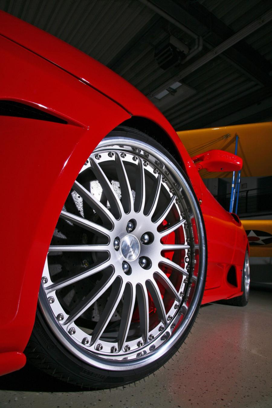  Ferrari F430 Spider by Inden Design 2009 года  (фото 18 из 26)